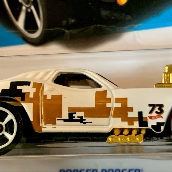 MATTEL Hot Wheels 2023 Rodger Dodger Dream Garage Diecast Car White Gold - Picture 4 of 13